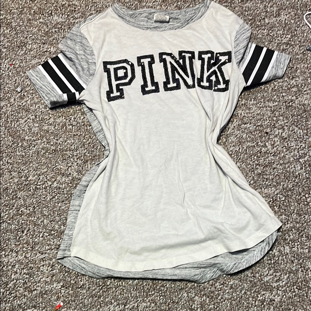 PINK Victoria's Secret Women's Gray and White Top